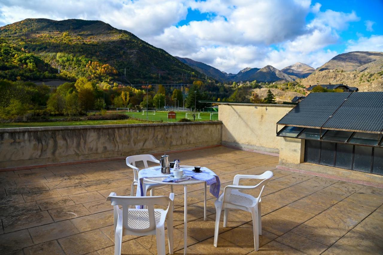 Apartmán Casa Guineu Esterri d'Àneu Exteriér fotografie