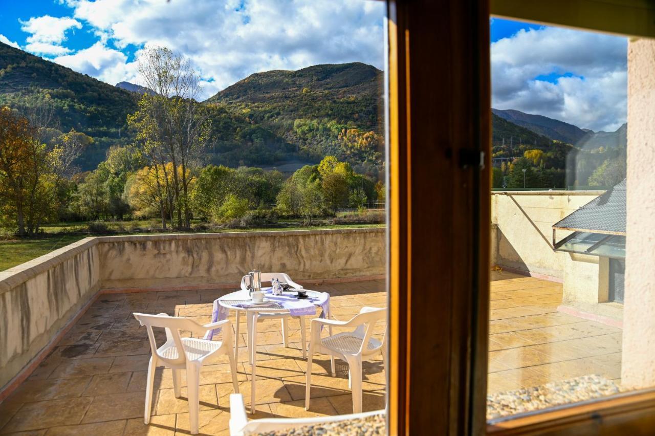 Apartmán Casa Guineu Esterri d'Àneu Exteriér fotografie